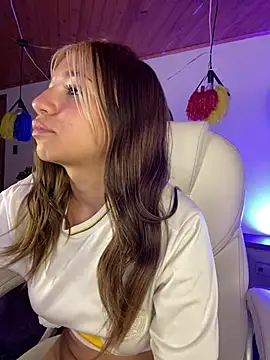 Watch Isabella18_pink live on EroticFlix - High definition streams