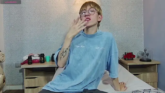 axell_stone_ webcam