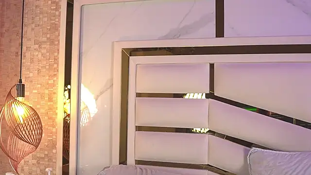 Watch nix_wolf live on EroticFlix - High definition streams
