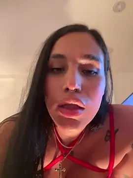 Bella__Wood webcam