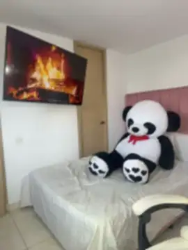 Janettcruz webcam