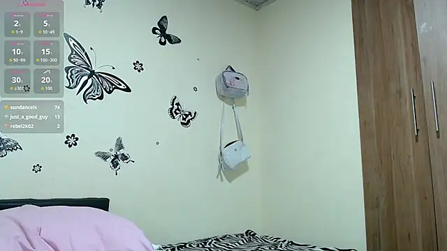 liz7skinny live cam on StripChat