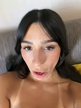 free online video chat LoveLillyy