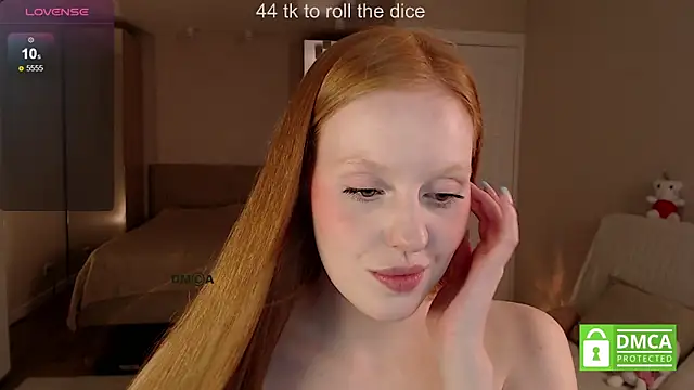 lulu_moonmoon webcam