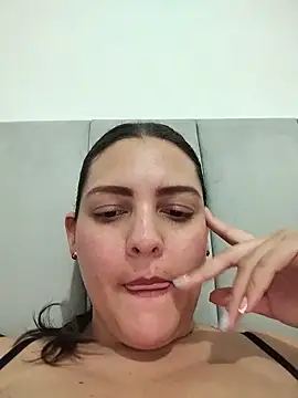 Mia_Hampton webcam