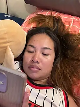Ponthip webcam