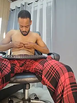 Oliver_bigblack_cock webcam