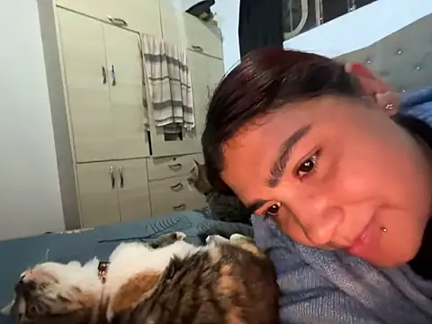 lucyheart_8 webcam