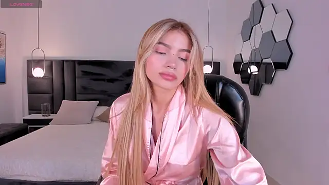 LexieWayne webcam