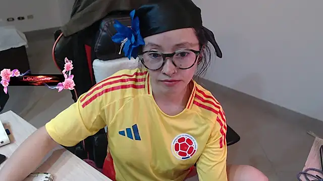pink-2022 webcam
