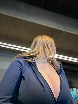 free live cam online Alirawrz