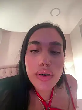 Bella__Wood webcam