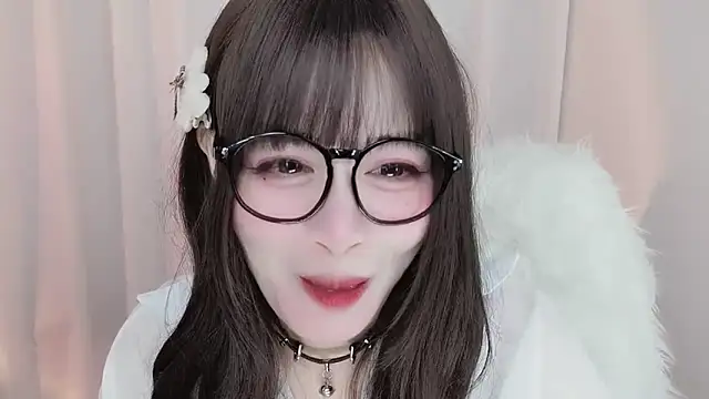 Watch -zhuzhu-999- live on EroticFlix - High definition streams