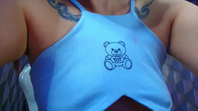 LiaHarryis webcam