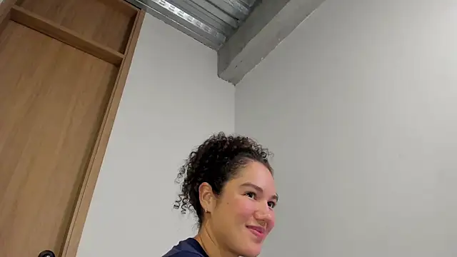 MiaRouseex live cam on StripChat