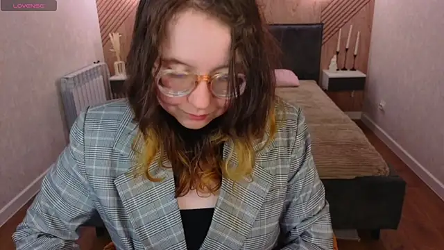 aleks-casterrr - Aleks-casterrr's free webcam - UK Sex Cams