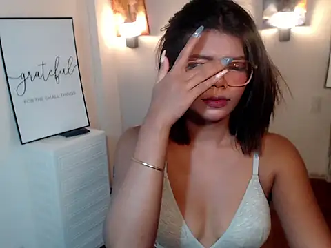 Asian_chicksxx webcam
