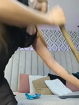 chiarabonds webcam