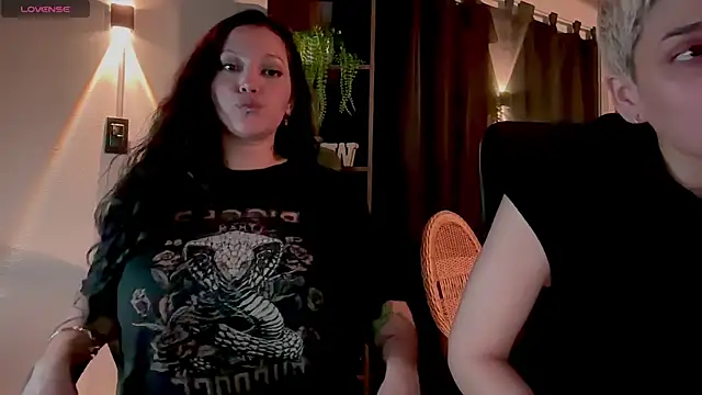 MarcellaGriffin webcam