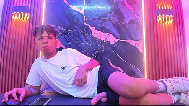 Amers_bigcock webcam