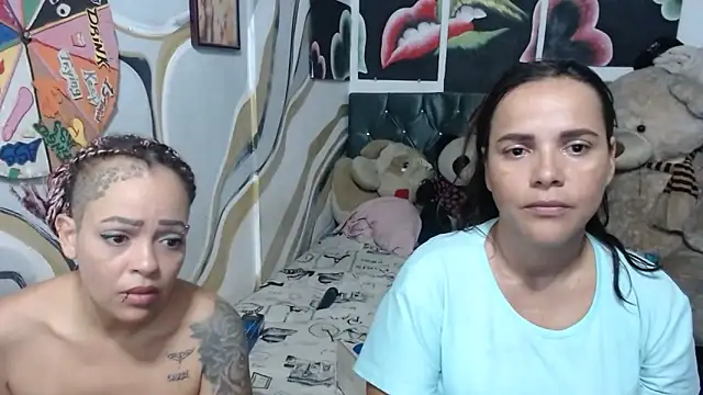 manzanahot9 (G milf) - 69 naked and squirt .kiss hot and finger