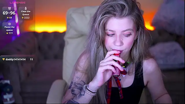 SandyLayy live cam on StripChat