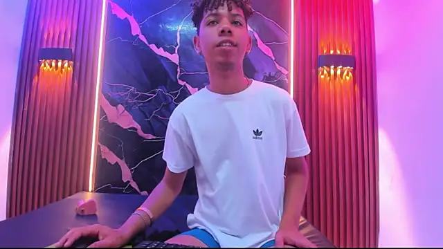 Amers_bigcock webcam