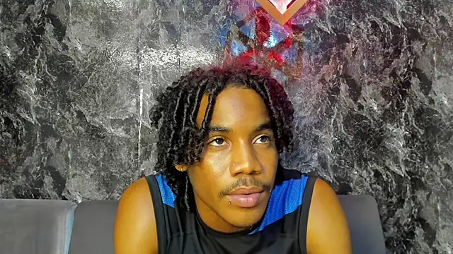 axel_silva4 live cam on StripChat