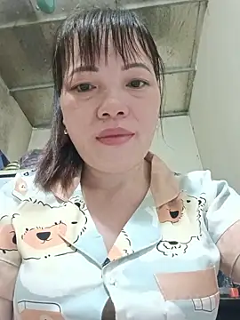 Sana-vn live cam on StripChat