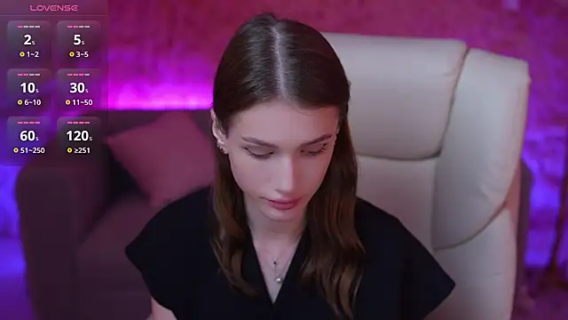 Watch SophiaDream_ live on EroticFlix - High definition streams