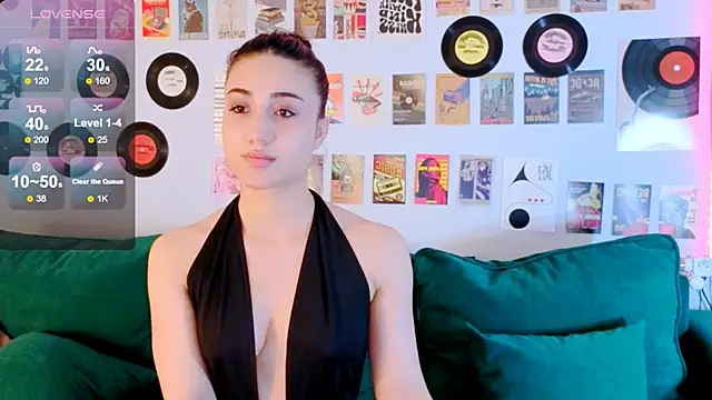 Maya_Rogerss webcam