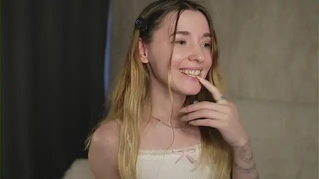 Miss-Angel_ webcam