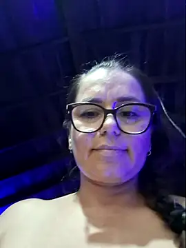 MariaPau_83 webcam