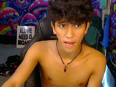 hugekenbigcock webcam