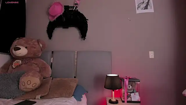 zaray_star - Zaray_star's free webcam - UK Sex Cams