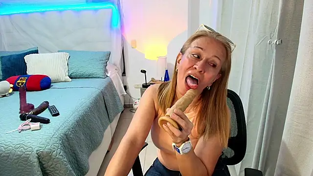 Naty_Stone webcam