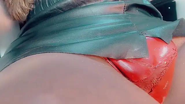 Oriana_braom webcam