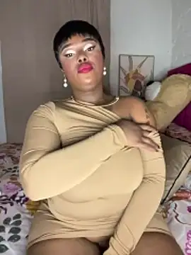 QUEEN_NOBUHLE_FEMDOM_777 webcam