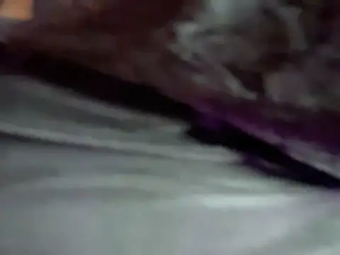 Its_cherry_magic webcam