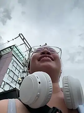 Ponthip webcam