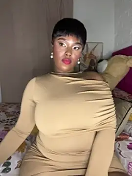 QUEEN_NOBUHLE_FEMDOM_777