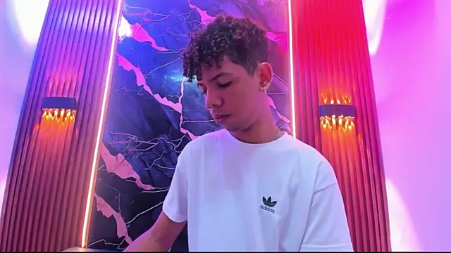 Amers_bigcock webcam