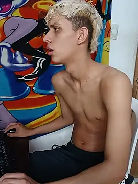 alayn_sexy_ayes (M twink) - FUCK A RUBBER VAGINA
