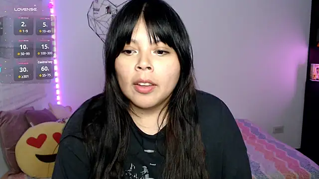 EllieMoonX webcam