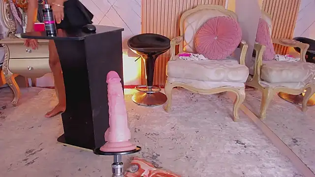 SaraDreamsss webcam