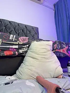 Sari_Ellison_ webcam