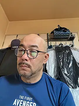 tsugu1105 live cam on StripChat