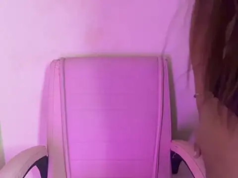 Its_cherry_magic webcam