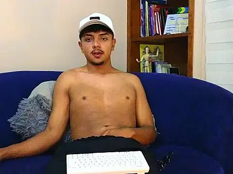 DavidsBoner webcam