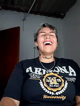 Yessi_rousse webcam